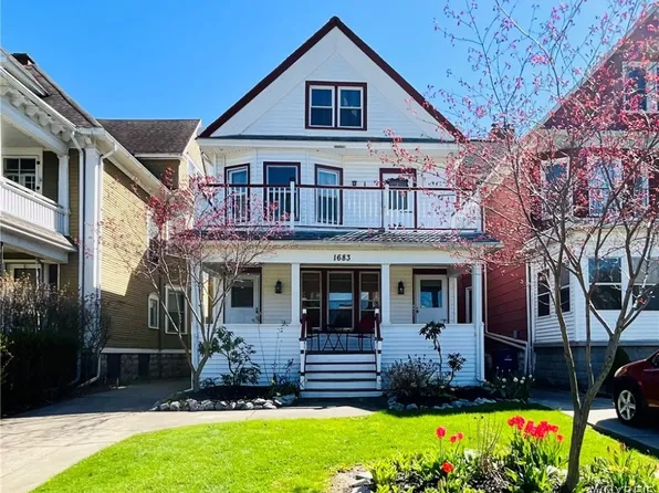 1683 Amherst St, Buffalo, NY 14214