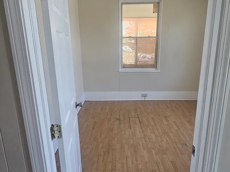28 Terrace Ave #2F — Photo 9
