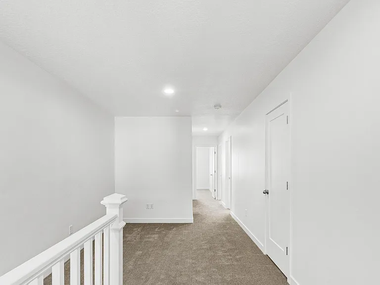 2040 W 775 N — Photo 12
