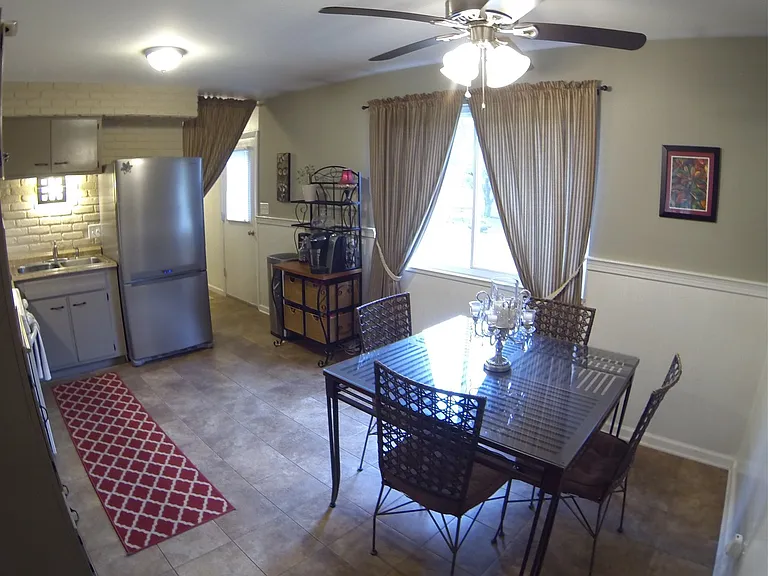 563 Janet Dr — Photo 4