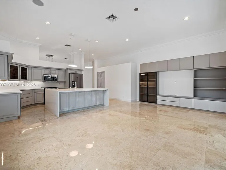2497 Bay Isle Dr — Photo 13