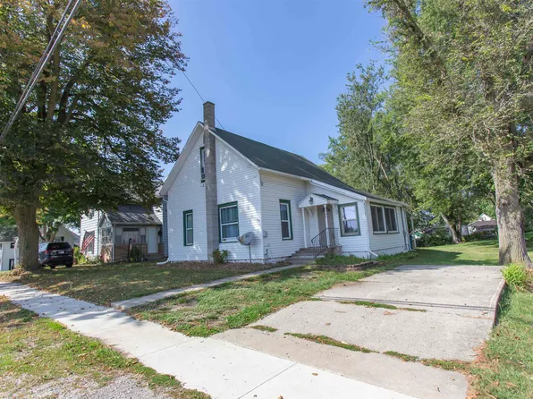 3790 E Bellefontaine Rd, Hamilton, IN 46742