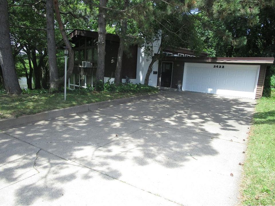 1st image of 2422 Isalona Ln