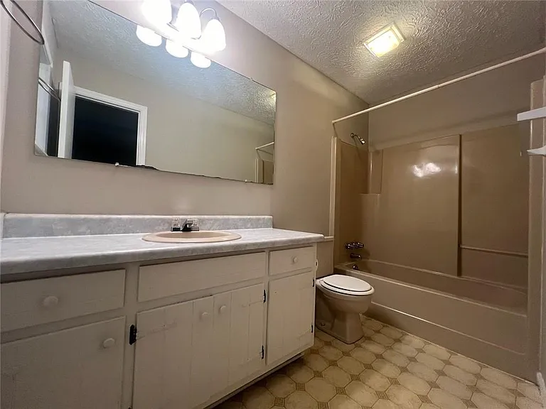 3459 Leisure Ln — Photo 6