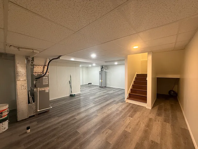 1319 Mohr Cir — Photo 13