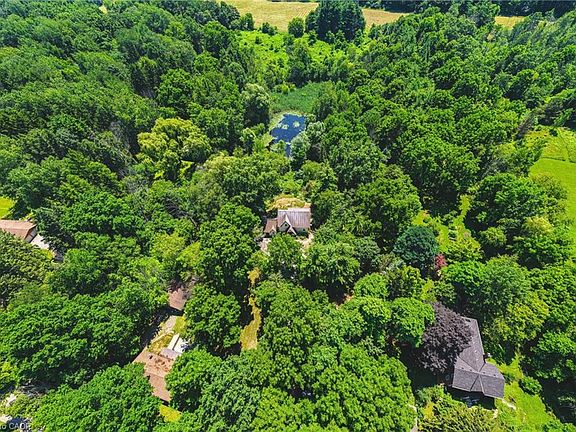 3rd image of 1548 Mineral Springs Rd