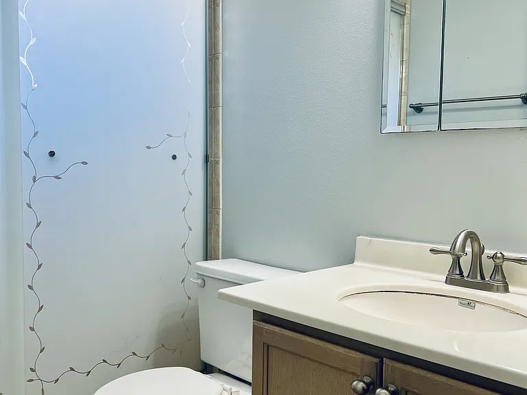 2386 Harbor Town Dr — Photo 24