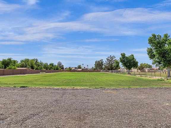 3rd image of 2468 E DESERT Lane #0
