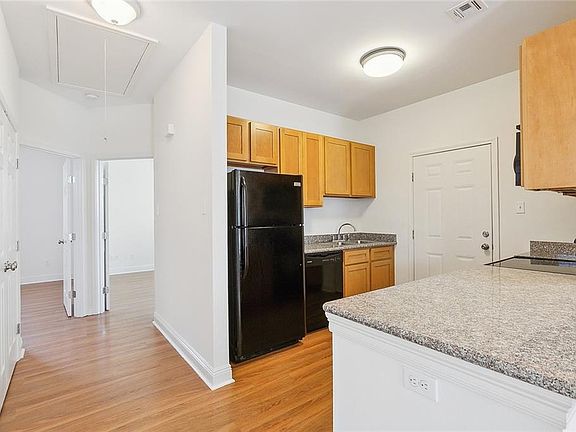 4th image of 409 N Tonti St