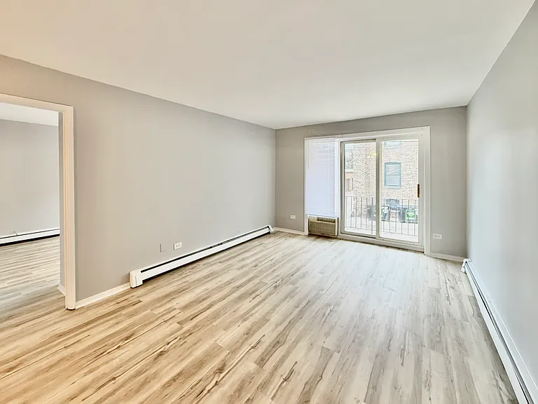 6815 N Sheridan Rd — Photo 17