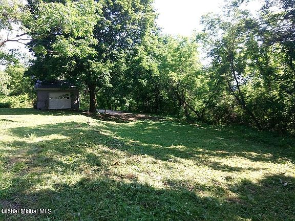 4th image of 276 Otsquago Club Road