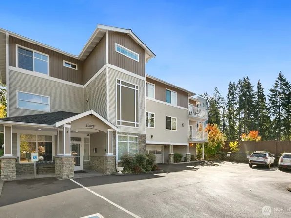 20028 15th Avenue NE #109, Shoreline, WA 98155