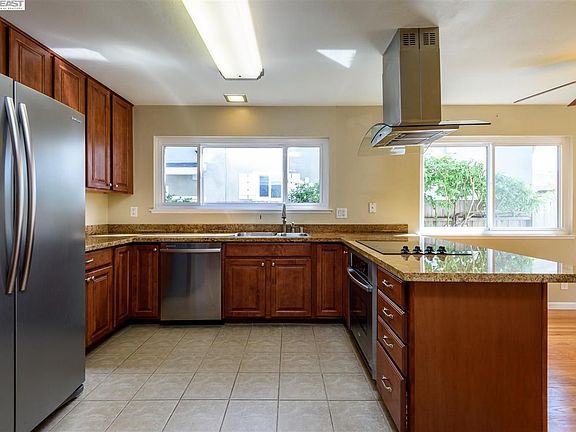 2nd image of 1384 Marlin Ave