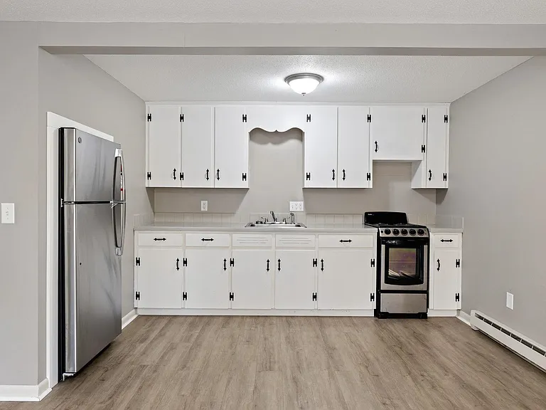 66 Myrtle St #23 — Photo 9