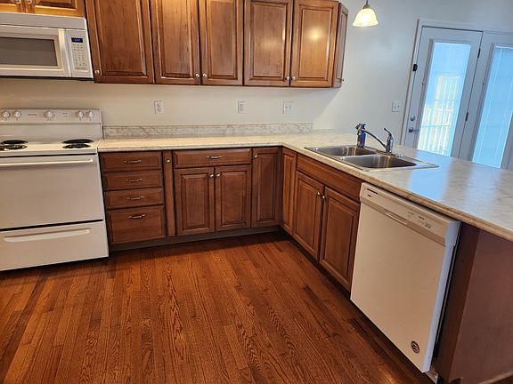 4th image of 28 Holler Rd Unit 20