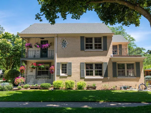 9435 Harding BOULEVARD, Wauwatosa, WI 53226