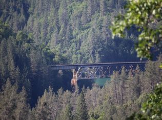 19194 Salt Creek Lodge Rd, Lakehead, CA 96051