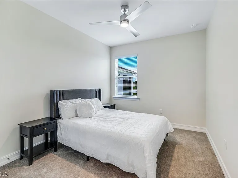 421 Coral Reef Pl — Photo 18