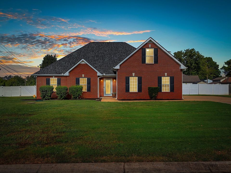 1st image of 1005 Stratus Dr