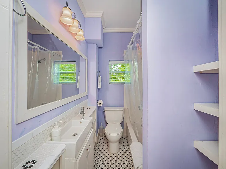 1159A Navasota St — Photo 12