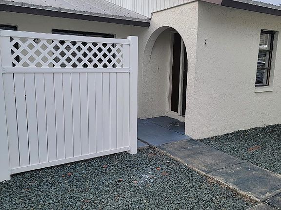 2nd image of 1218 SE 8th St
