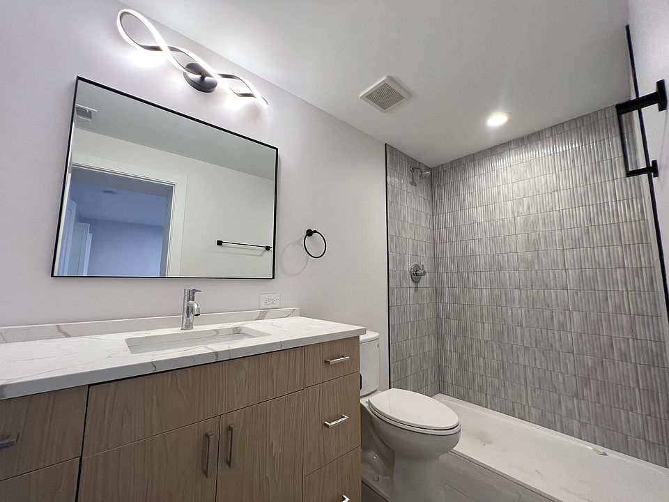 1st image of 4841 N Ashland Ave #1-G