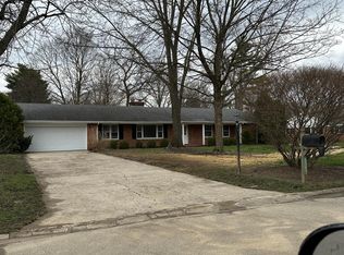 5560 Hugh Dr, Dayton, OH 45459