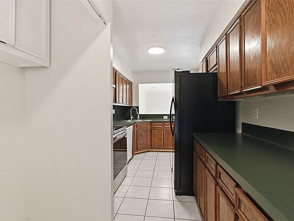 5th image of 11000 Kinghurst Dr Unit 134