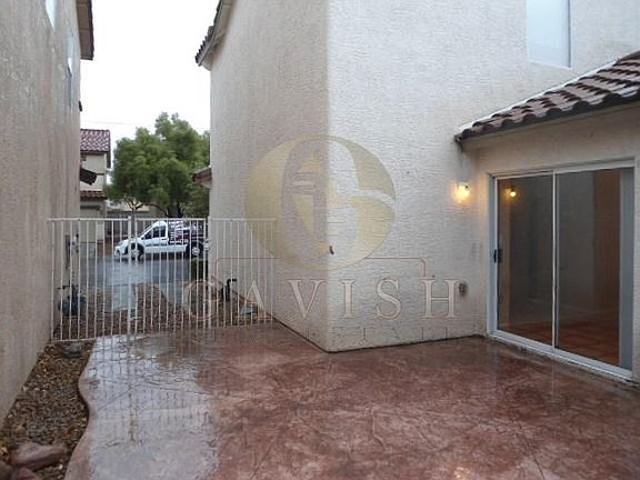 2nd image of 1280 Golden Apple St