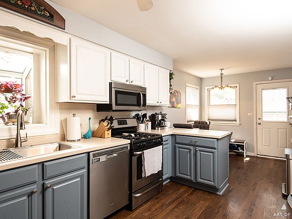 5th image of 7232 W Everell Ave
