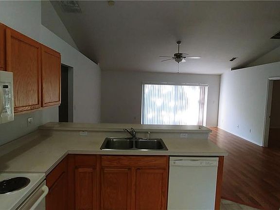 4th image of 1133 Hill Mount Dr