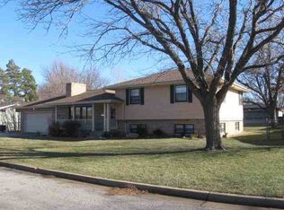 2510 Thompson Ave, Dodge City, KS 67801