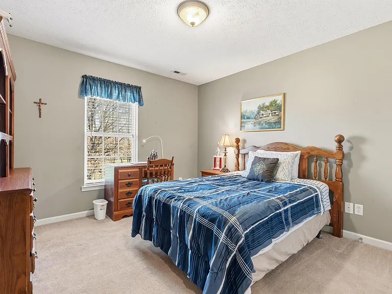 Forest Oaks Dr — Photo 49