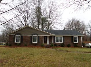 600 Montrose Dr, Greensboro, NC 27410