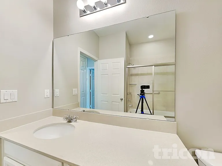 2361 Sanderling St — Photo 12