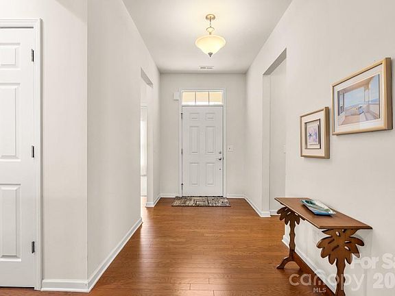 4th image of 2059 Moultrie Ct