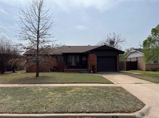 5 Ridgecrest Dr, Chickasha, OK 73018
