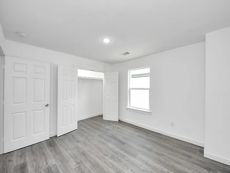 7611 Shotwell #B — Photo 12