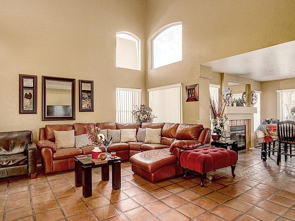4th image of 4928 W Wikieup Ln