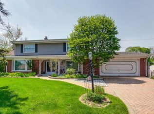 1380 Shagbark Dr, Des Plaines, IL 60018