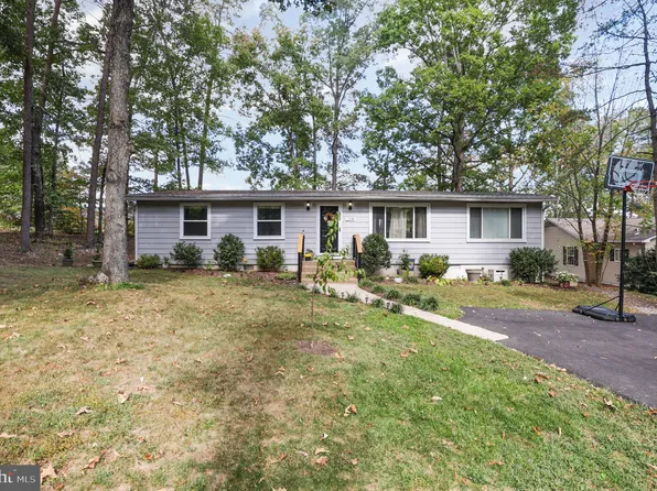 108 Yorktown Blvd, Locust Grove, VA 22508