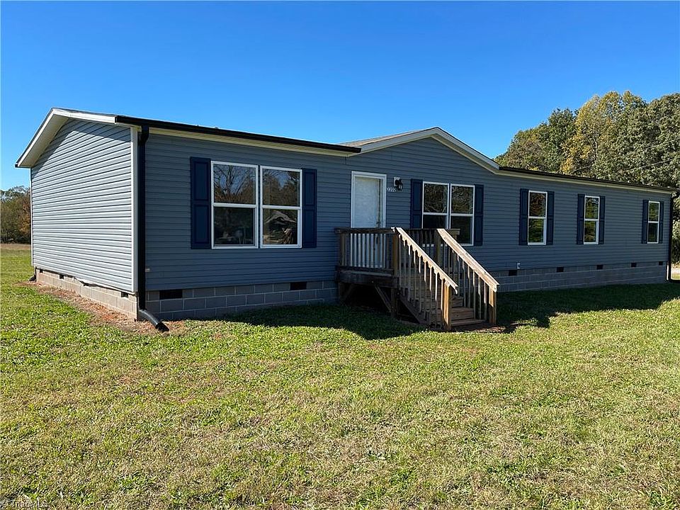 1st image of 2202 Seagraves Rd
