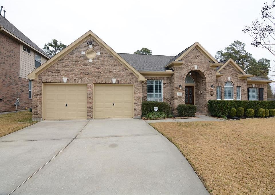 1st image of 19302 Brittany Creek Dr