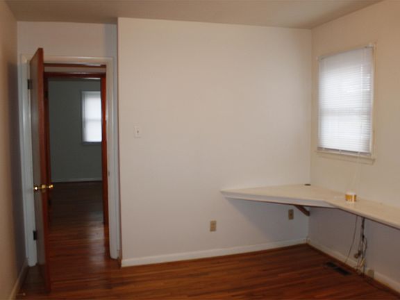 5th image of 2036 Saint Michael Dr