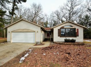 7550 Melissa Ln, Whitehall, MI 49461
