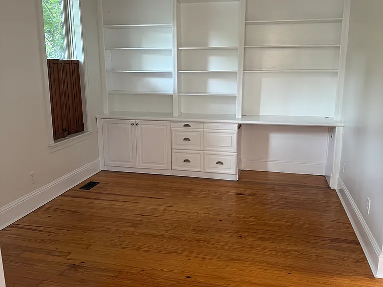 127 Jones St — Photo 3