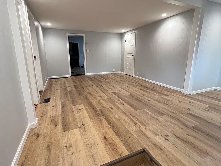 54 N Ermine St #1 — Photo 11