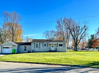 1104 Ladoga Rd, Crawfordsville, IN 47933