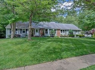 9 Plymouth Ln, East Brunswick, NJ