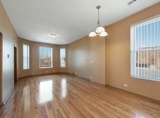 3013 W George St #3, Chicago, IL 60618